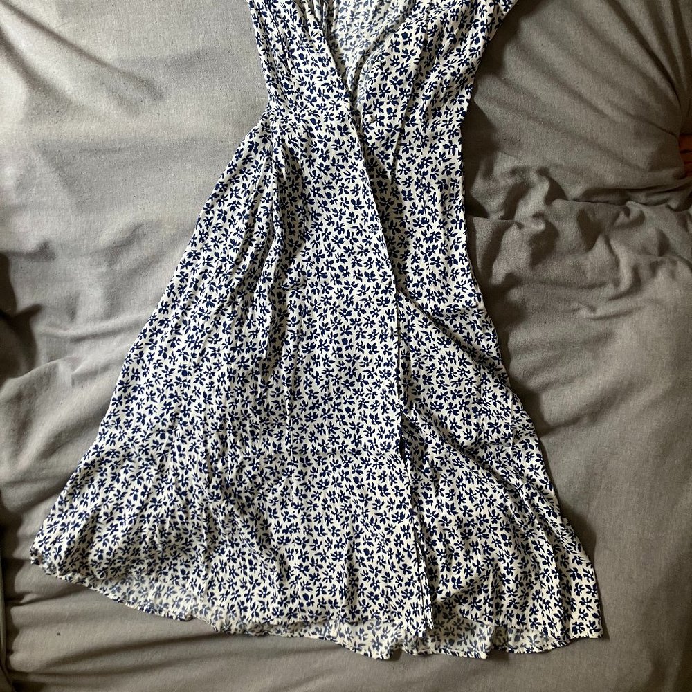 REFORMATION LOCKLIN DRESS - Picture 2 of 3